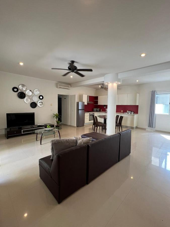 Apartamento Espacioso Departamento A Unos Metros De Playa Mamitas Y De La Famosa 5ta Av